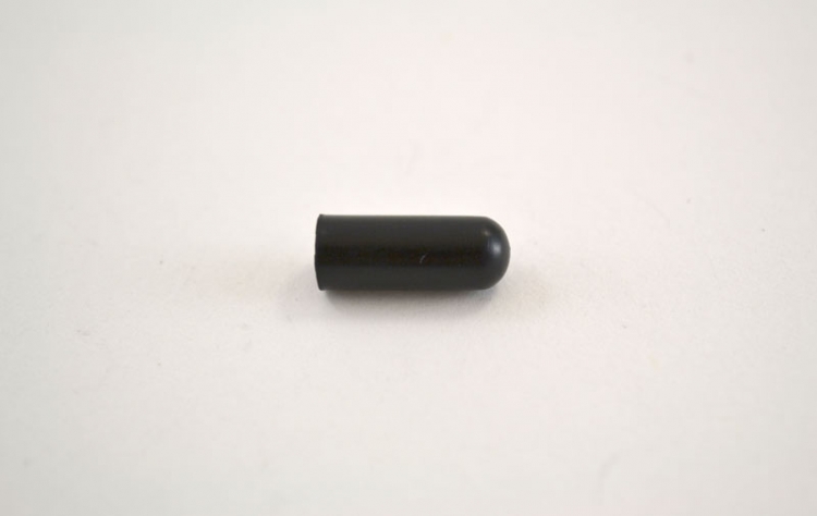 VT090 | Rubber Vacuum Cap 3/16"